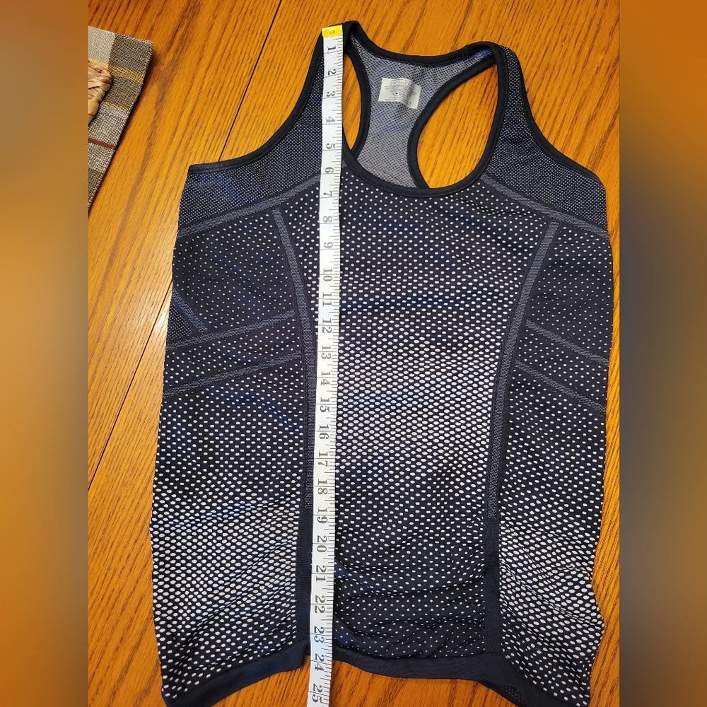 Athleta Fastest Track Racerback Tank Black White Polka Dot Seamless Mesh Large - Picture 6 of 6